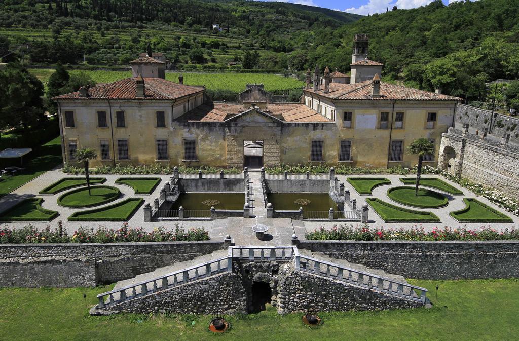 Villa Della Torre Фумане Экстерьер фото