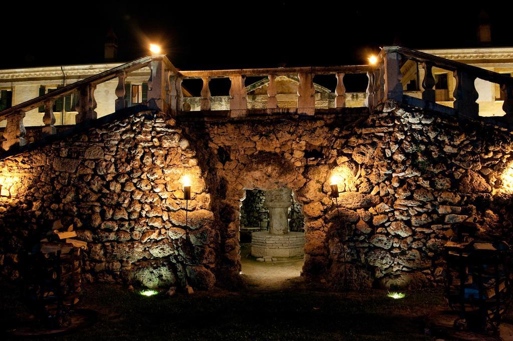 Villa Della Torre Фумане Экстерьер фото